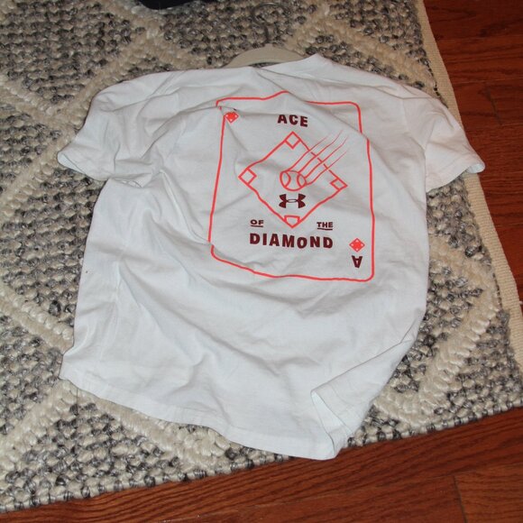 Under Armour Other - Boys Youth Large Under Armour Shirt - white